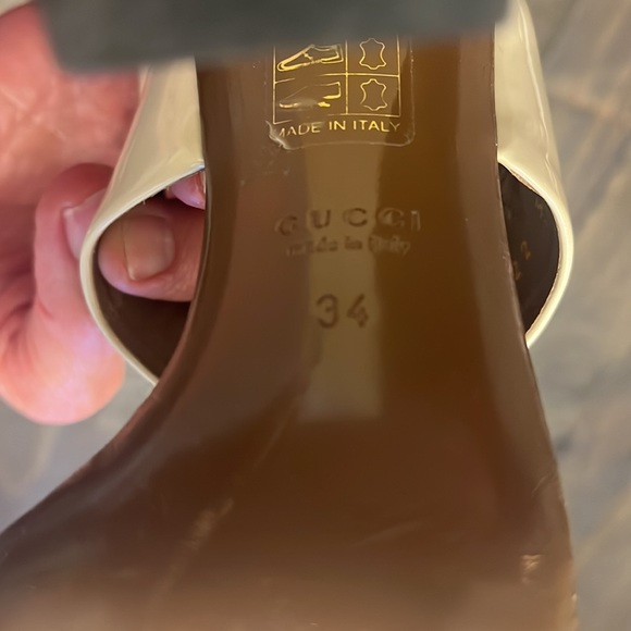 Gucci Horsebit off-white patent sandals - Picture 5 of 13